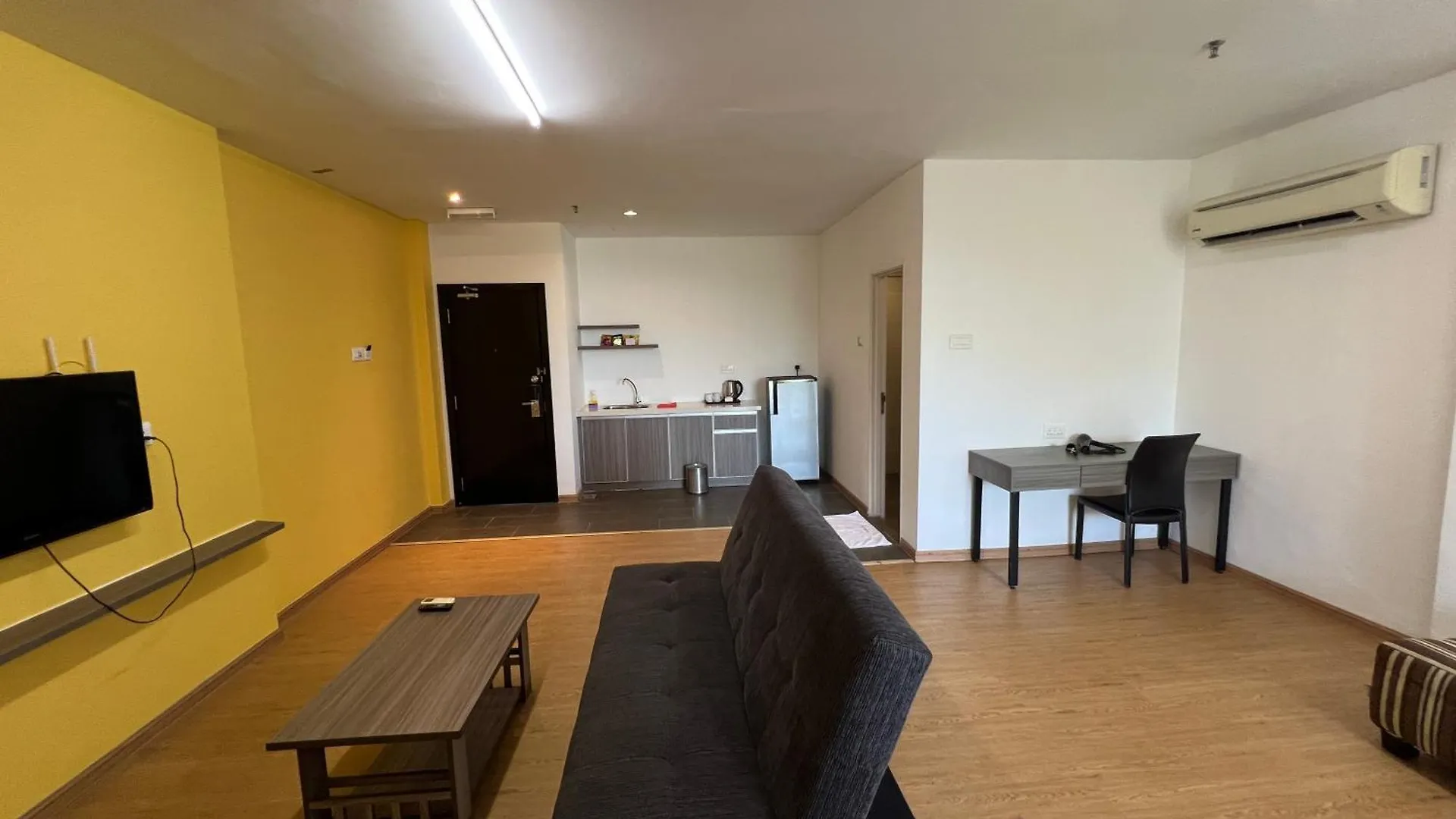 Teamwork Melaka - Entire Studio Apartment In Ayer Keroh Malaysia