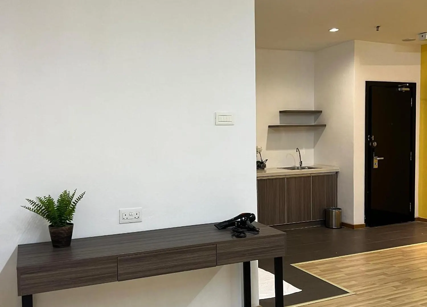 Teamwork Melaka - Entire Studio Apartment In Ayer Keroh Malacca