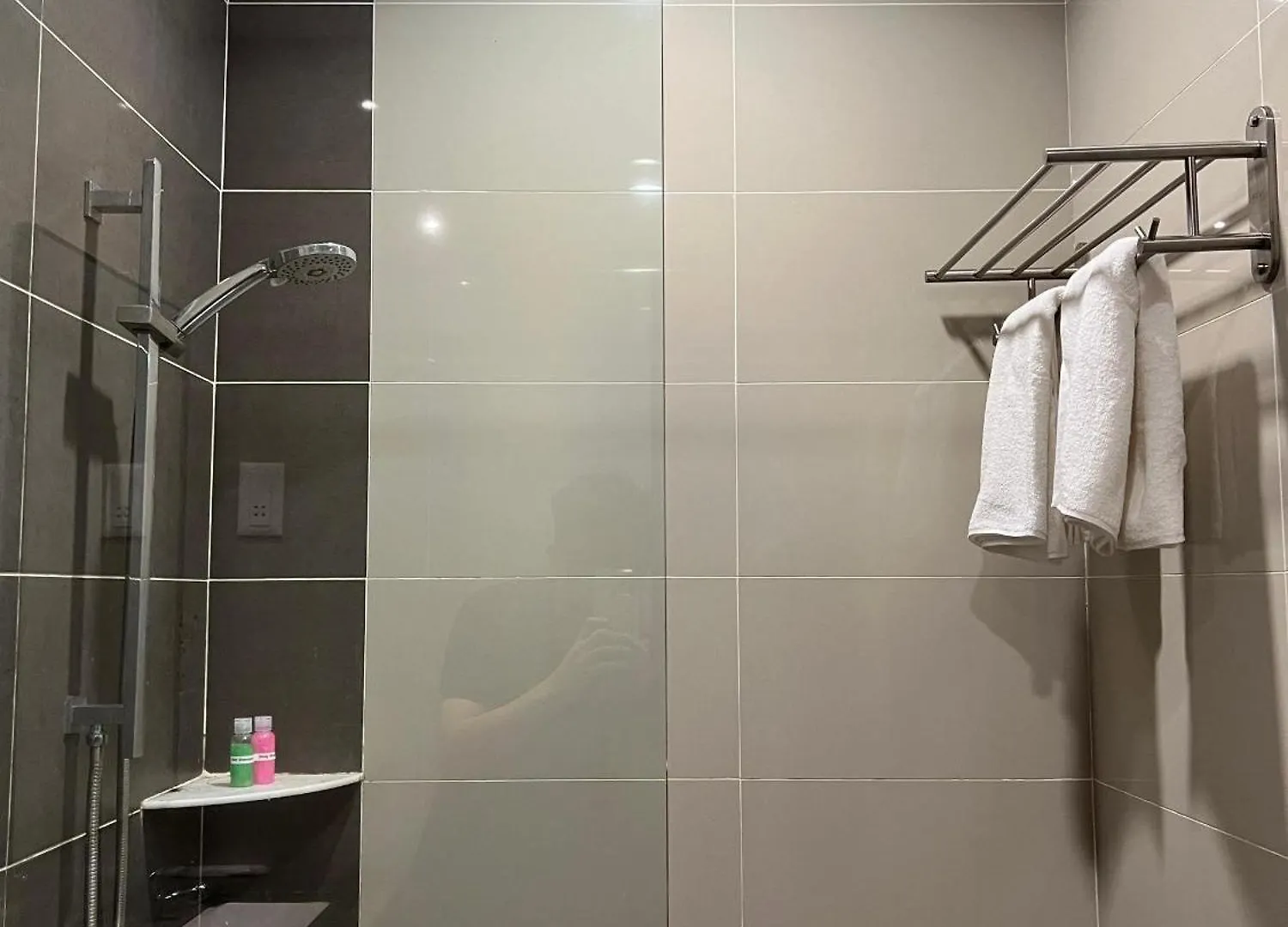 Teamwork Melaka - Entire Studio Apartment In Ayer Keroh