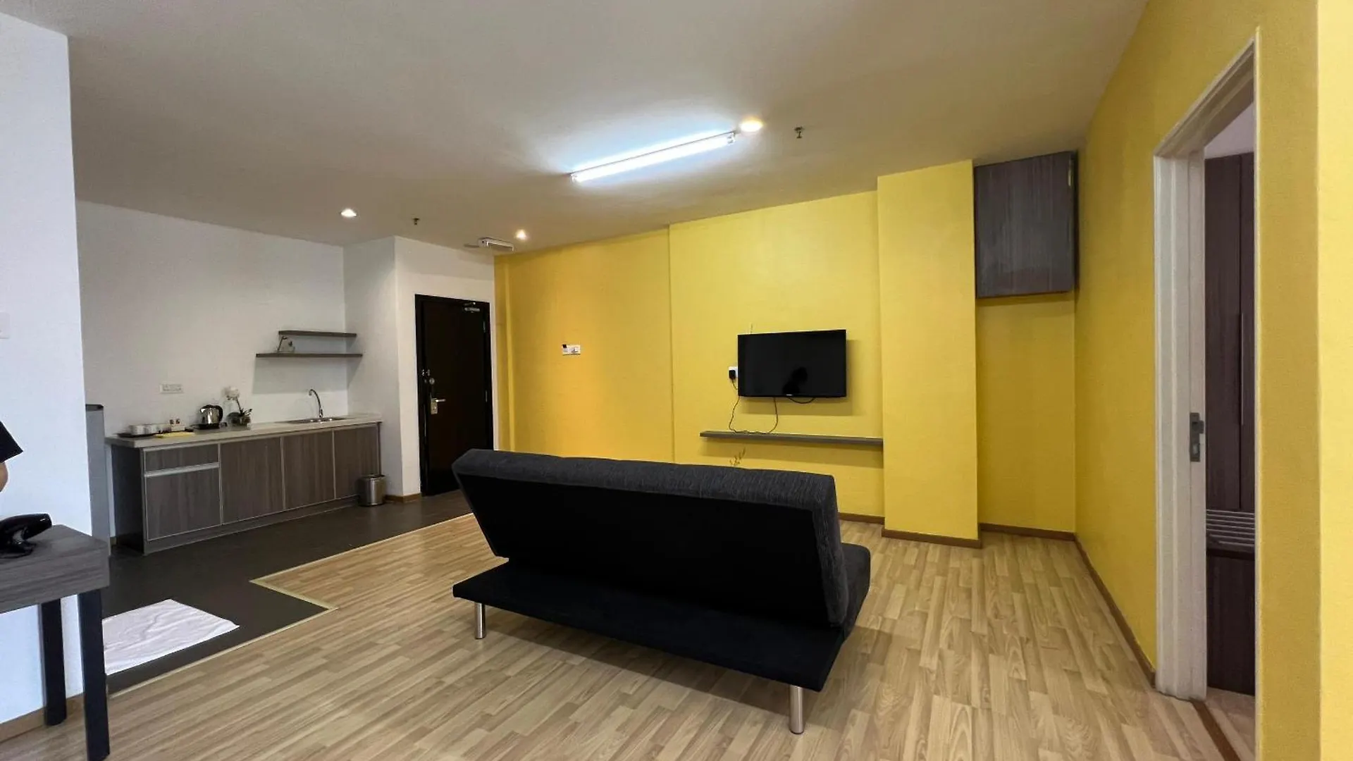 Teamwork Melaka - Entire Studio Apartment In Ayer Keroh