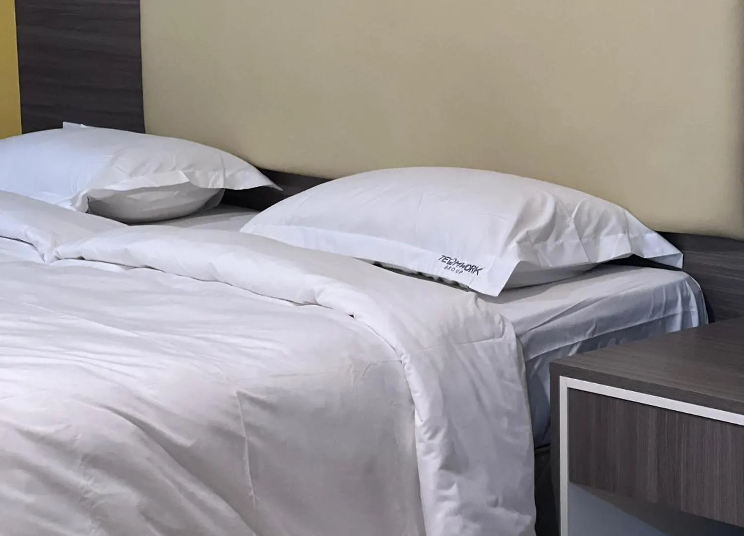 Teamwork Melaka - Entire Studio Apartment In Ayer Keroh